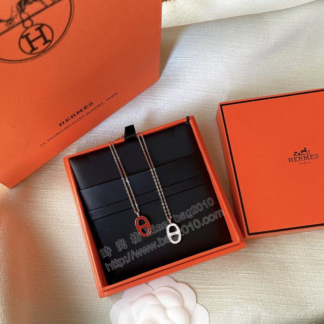 Hermes首飾品 愛馬仕necklace經典款豬鼻子 Hermes白色紅色琺瑯項鏈  zgh1539